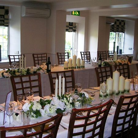 The Yeovil Court Hotel Bagian luar foto